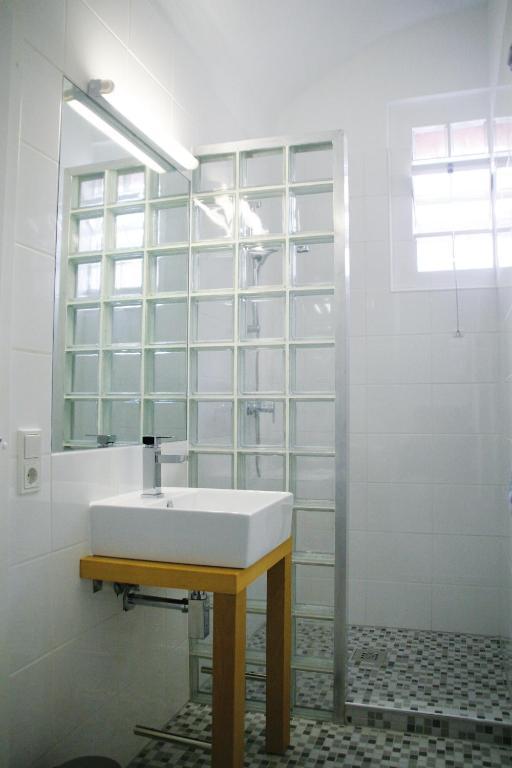 Alcatraz Hotel Am Japanischen Garten Kaiserslautern Room photo